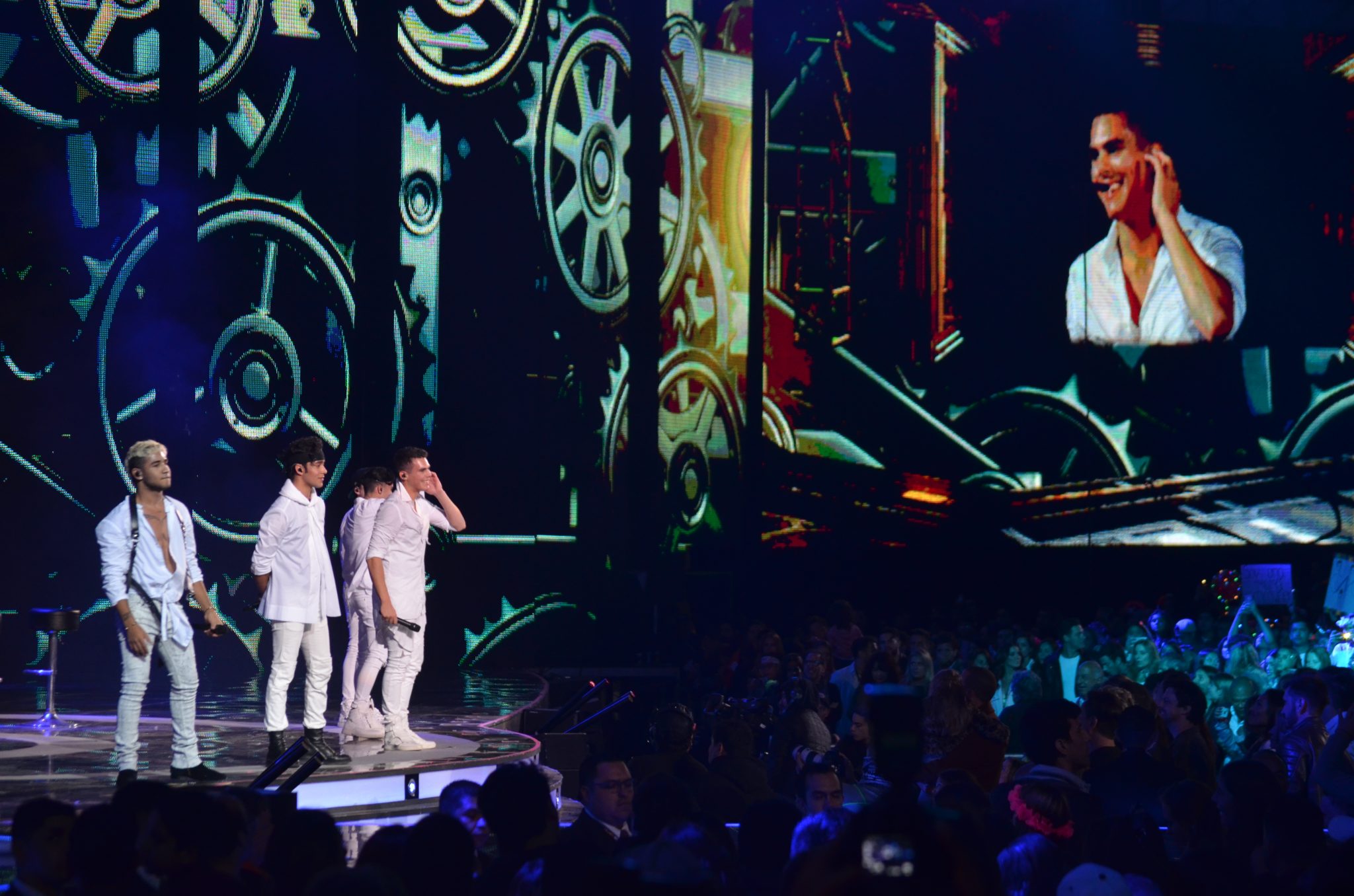 CNCO triunfó en la última noche de Festival de #Viña2018