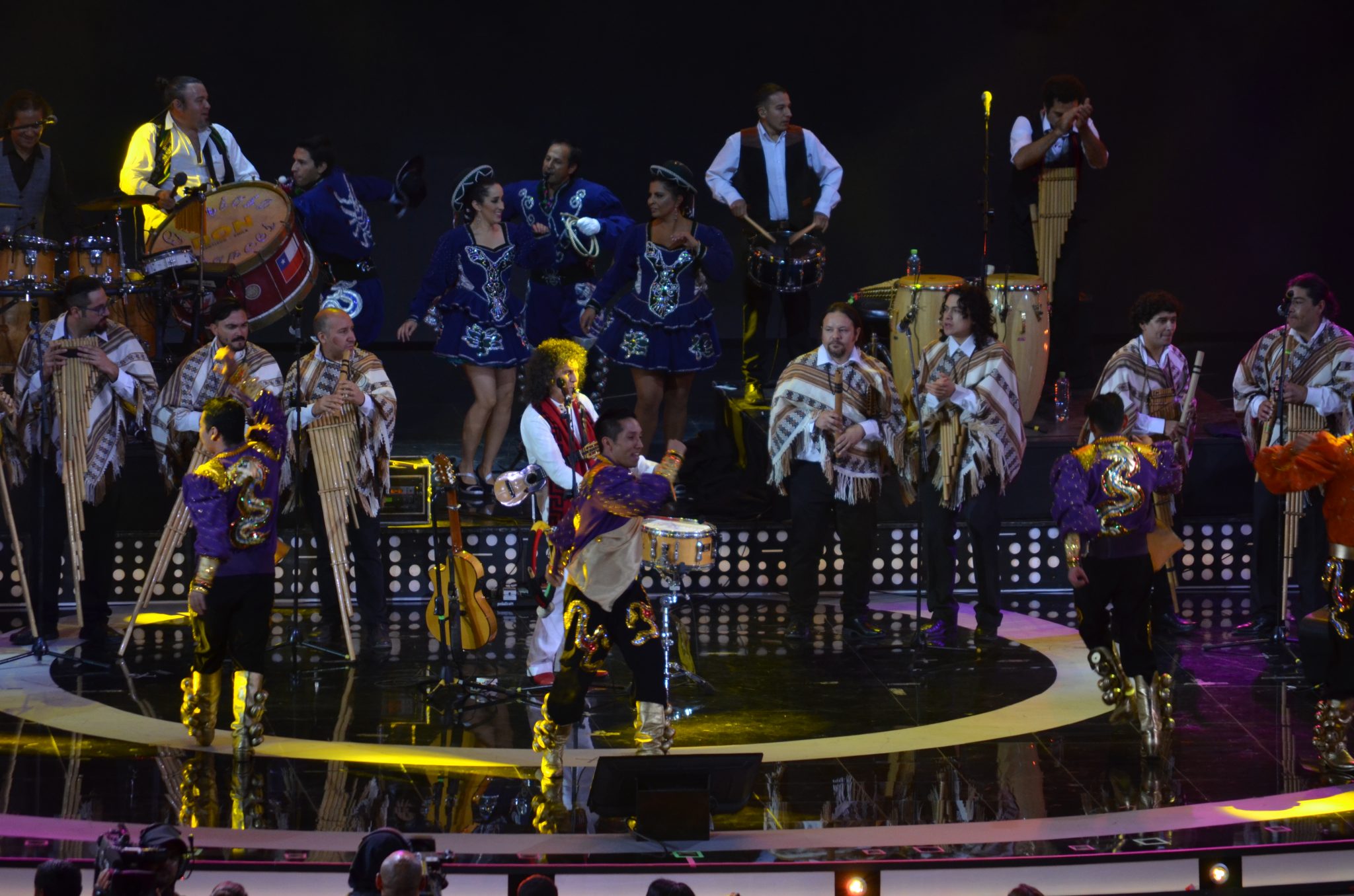 Illapu cerró la primera noche de la 59° versión del Festival de la Canción a las 3:20 am.