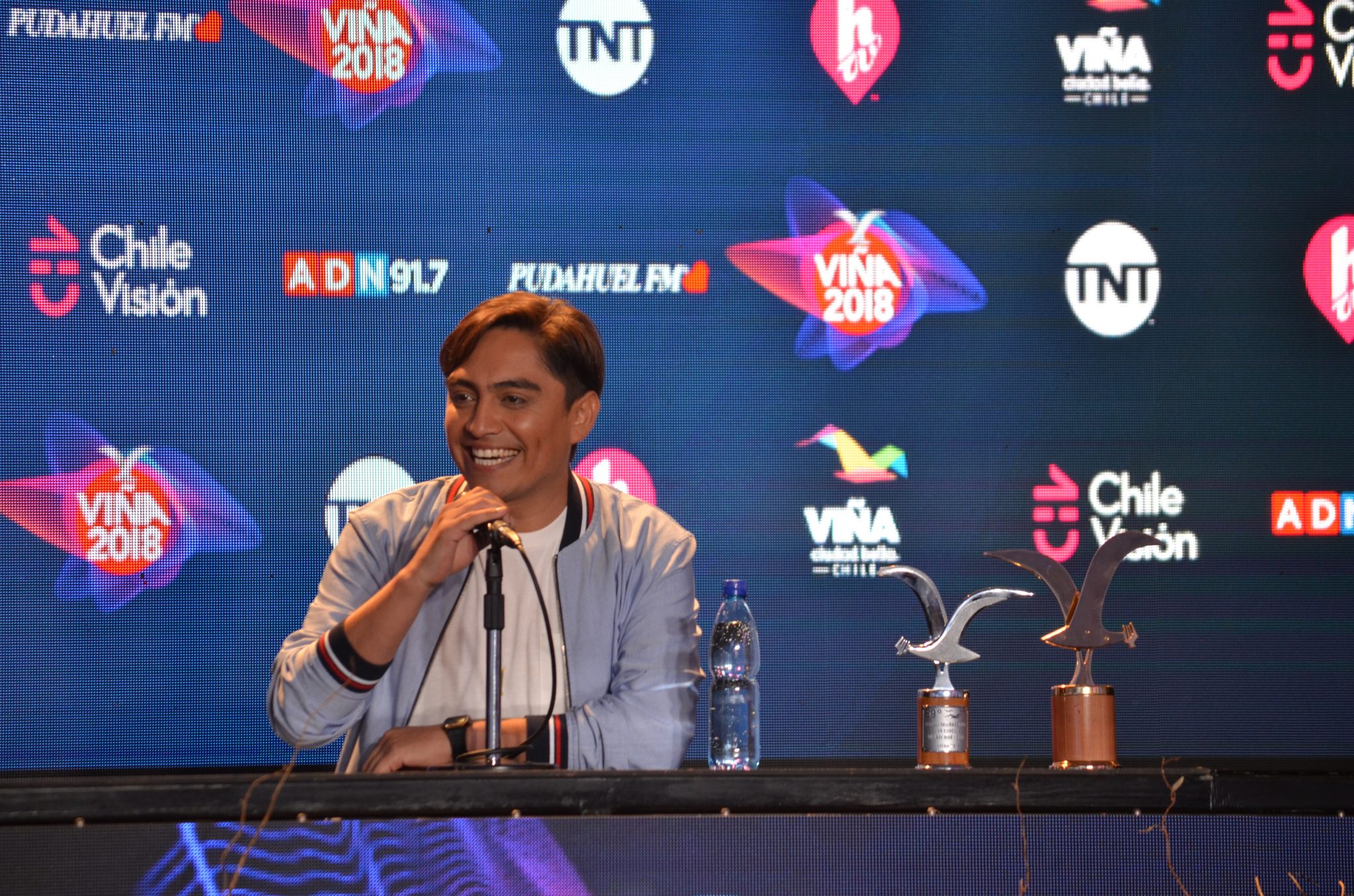 Sergio Freire cerró los espectáculos de humor en #Viña2018 con éxito