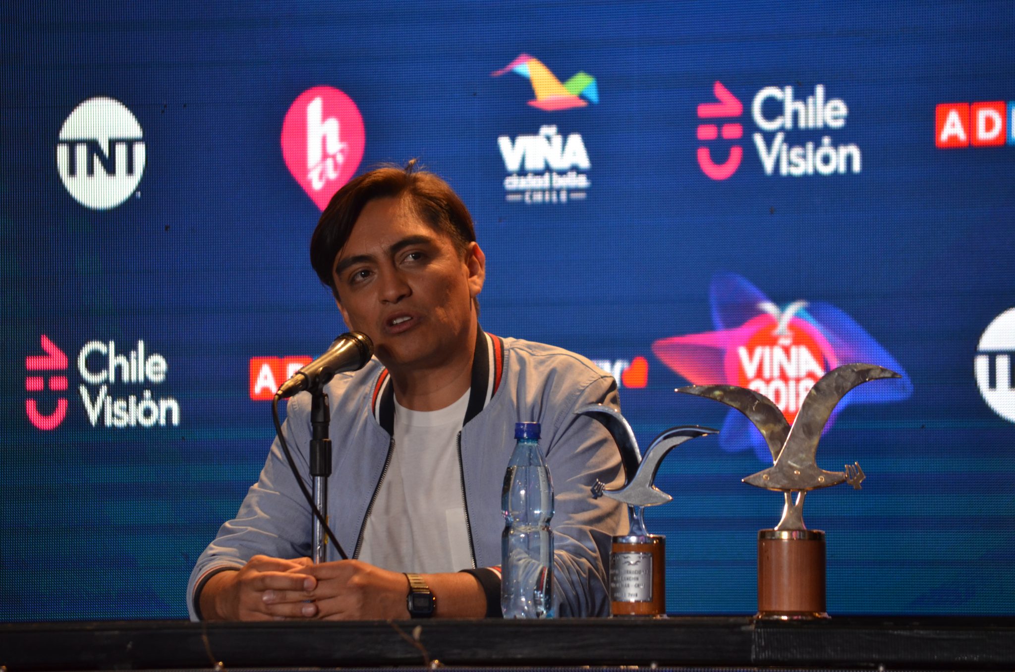 Sergio Freire cerró los espectáculos de humor en #Viña2018 con éxito