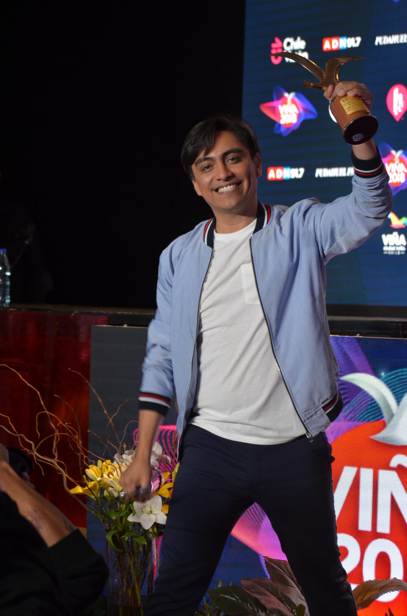 Sergio Freire cerró los espectáculos de humor en #Viña2018 con éxito