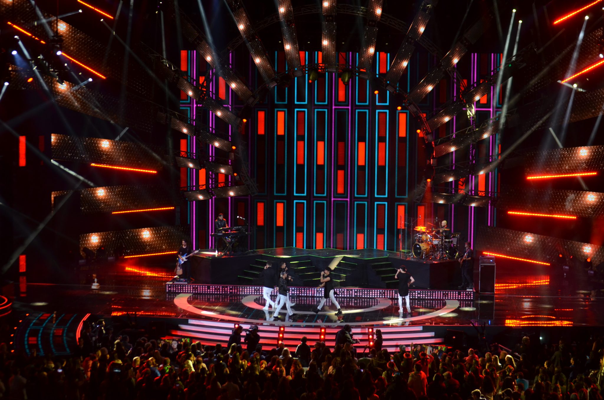 CNCO triunfó en la última noche de Festival de #Viña2018