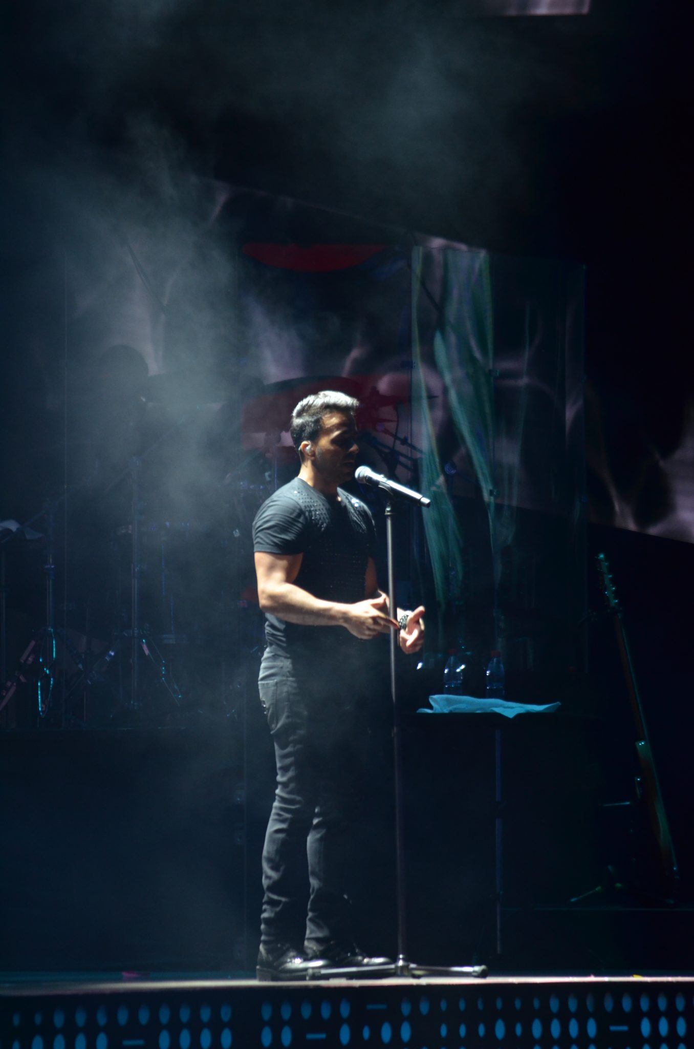 Segunda noche del Festival Internacional de la Canción abre con esperada presentación de Luis Fonsi