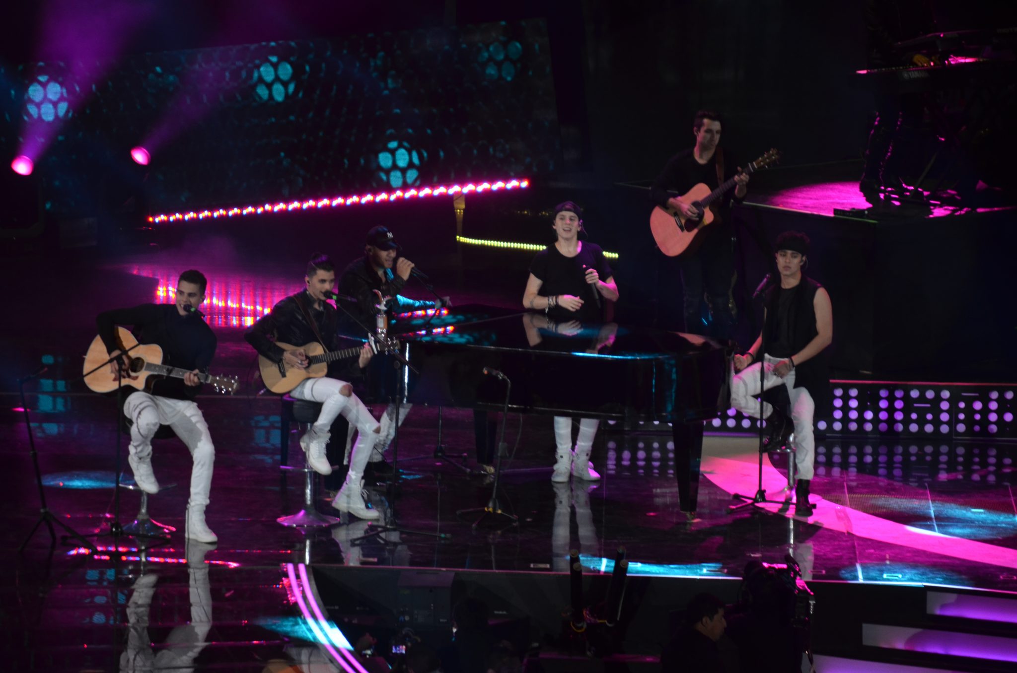 CNCO triunfó en la última noche de Festival de #Viña2018