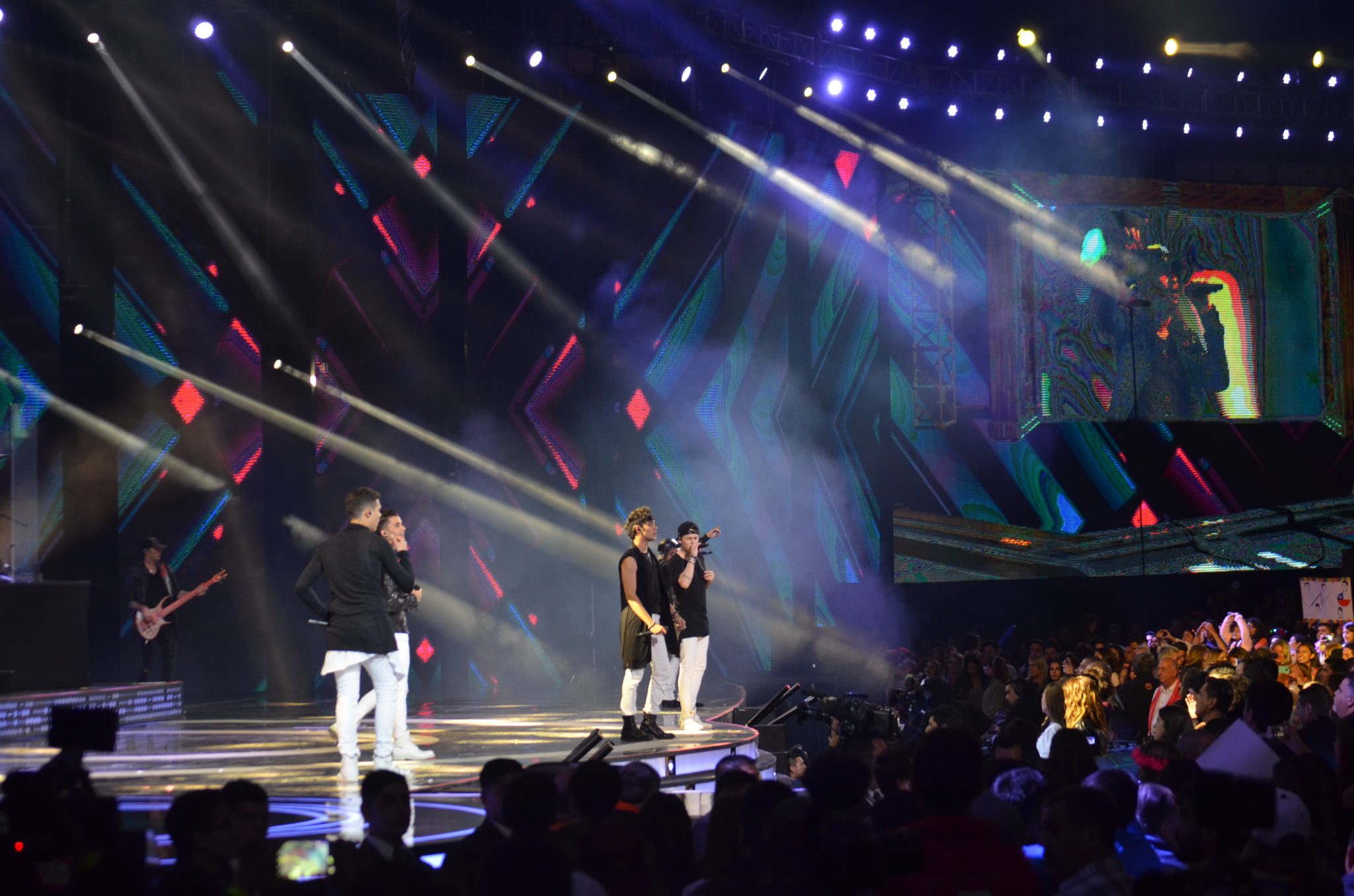 CNCO triunfó en la última noche de Festival de #Viña2018