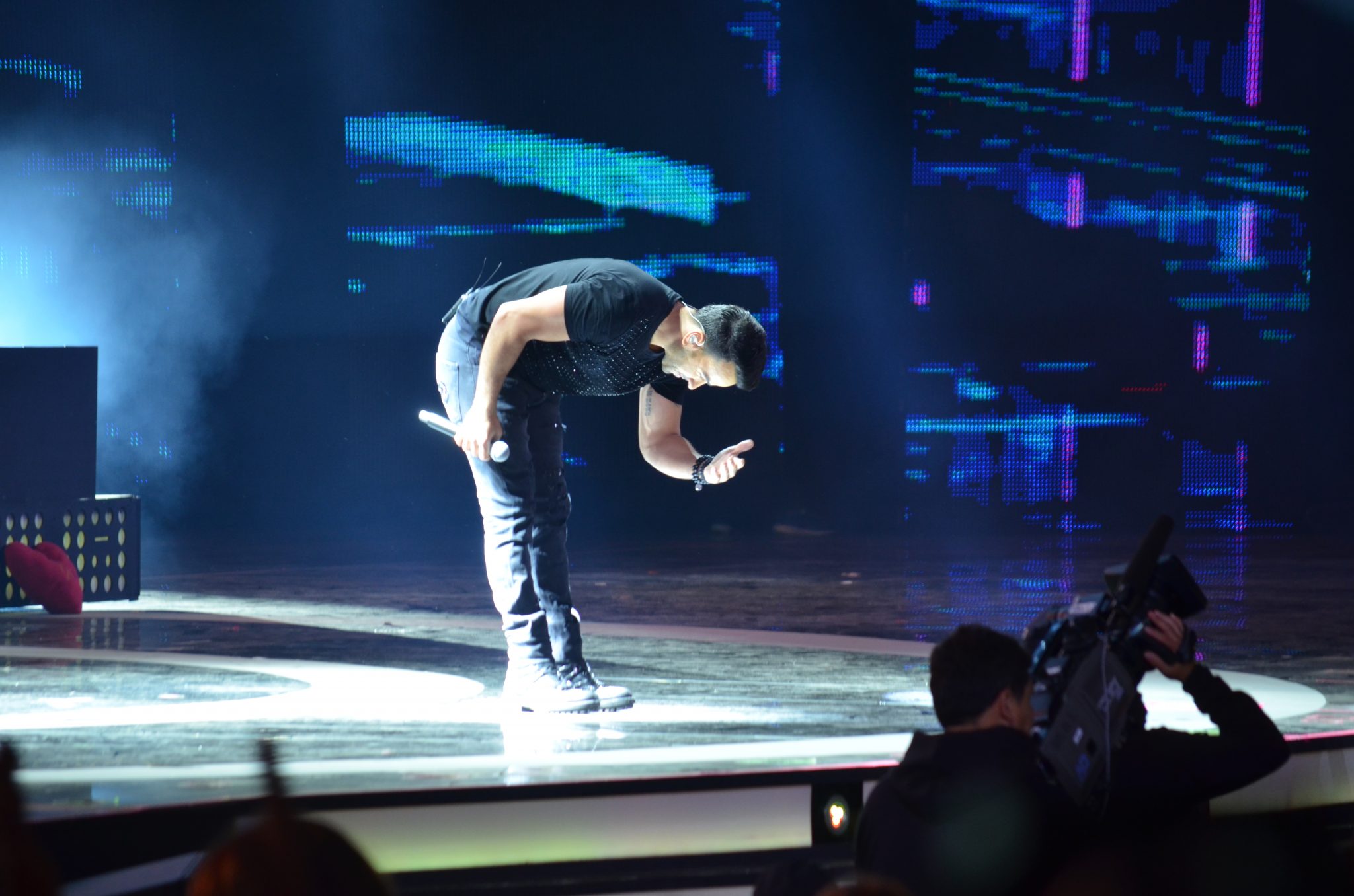 Segunda noche del Festival Internacional de la Canción abre con esperada presentación de Luis Fonsi