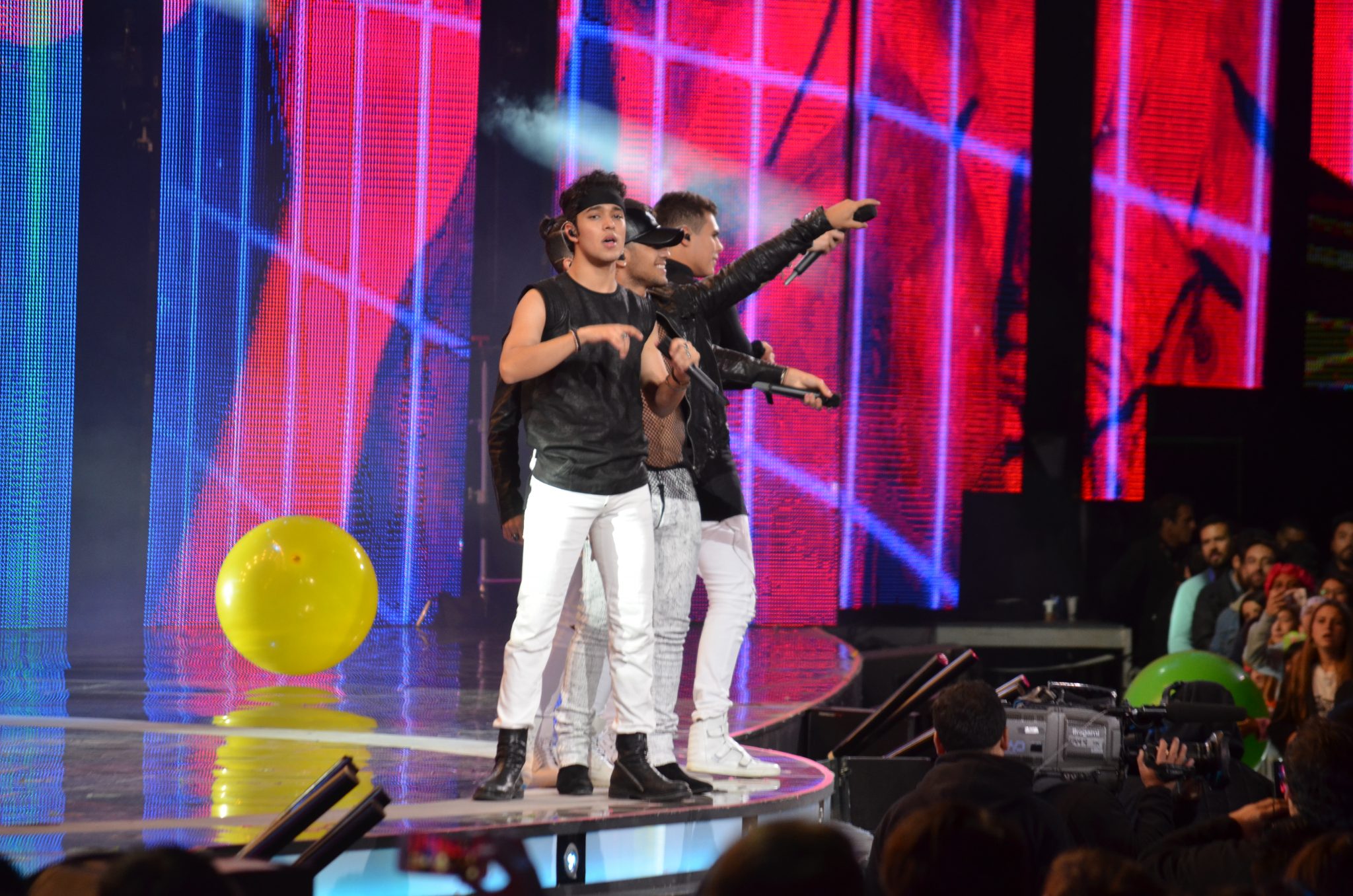 CNCO triunfó en la última noche de Festival de #Viña2018