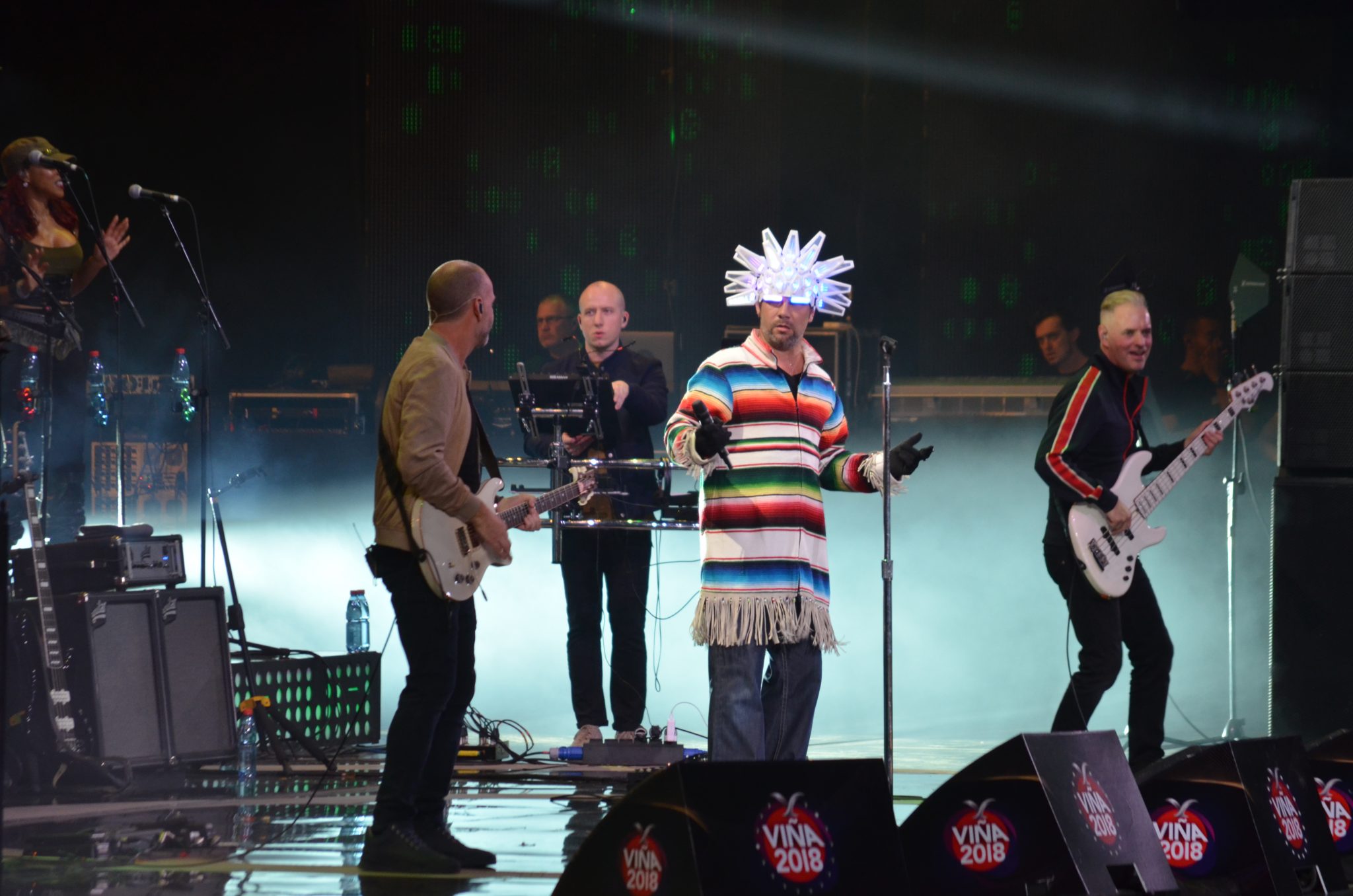 La noche anglo comenzó con el triunfo de Jamiroquai en #Viña2018