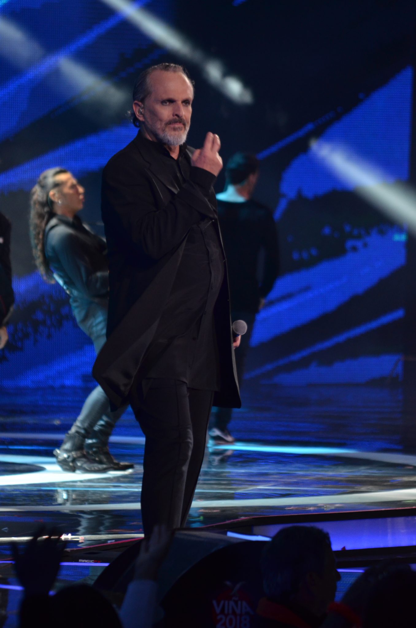 Miguel Bosé abre la primera noche del Festival Internacional de la Canción