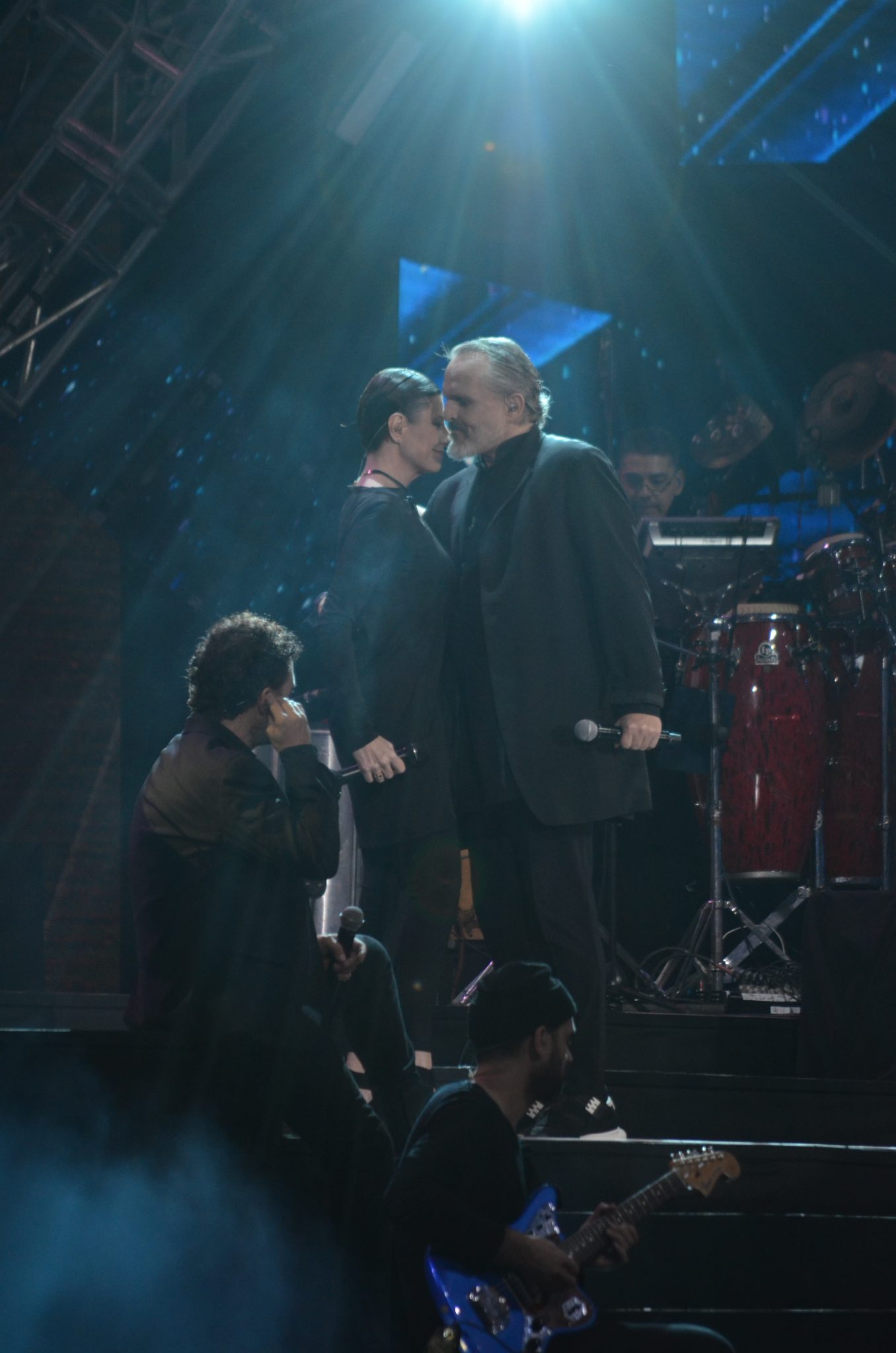 Miguel Bosé abre la primera noche del Festival Internacional de la Canción