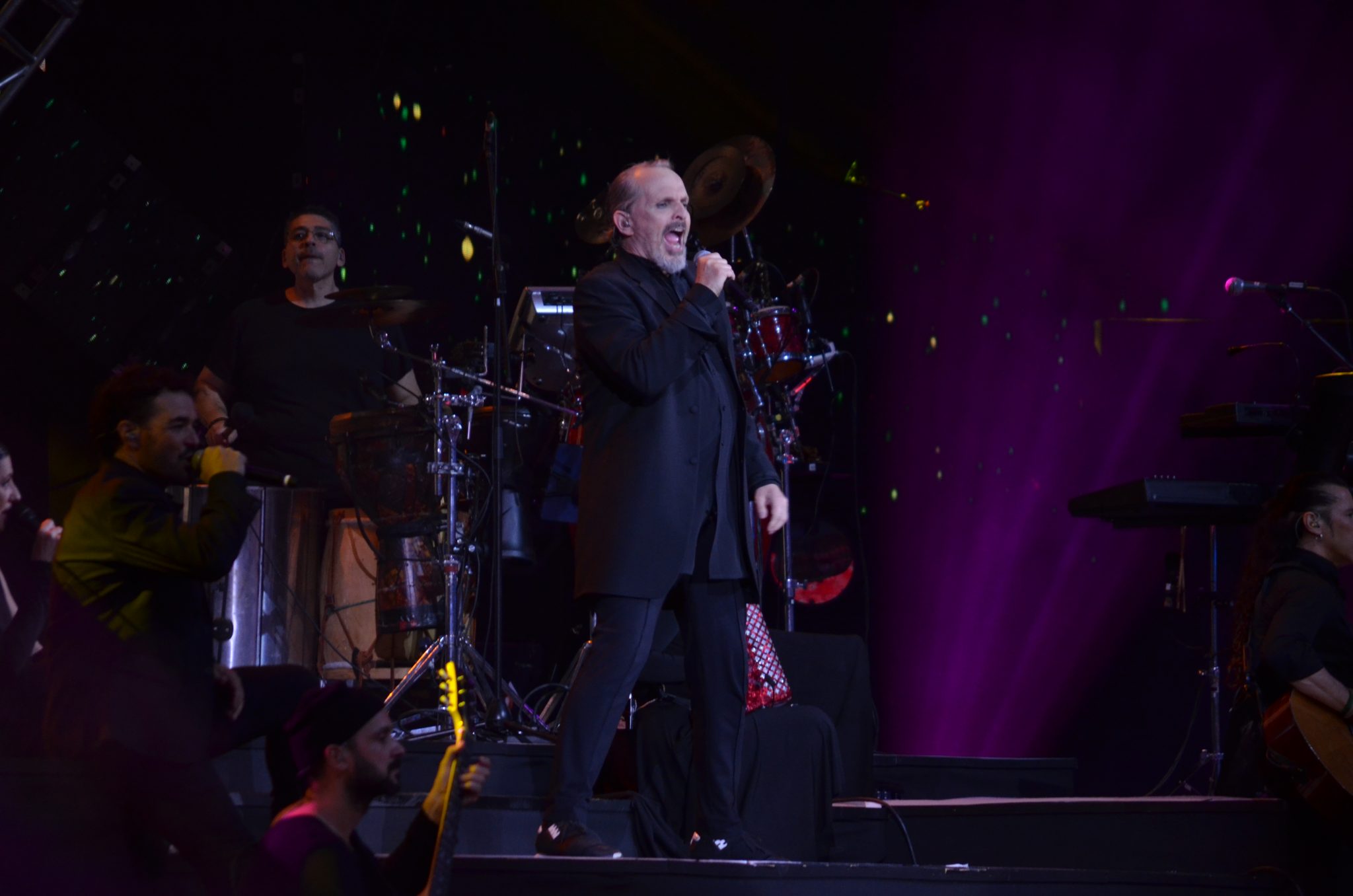 Miguel Bosé abre la primera noche del Festival Internacional de la Canción