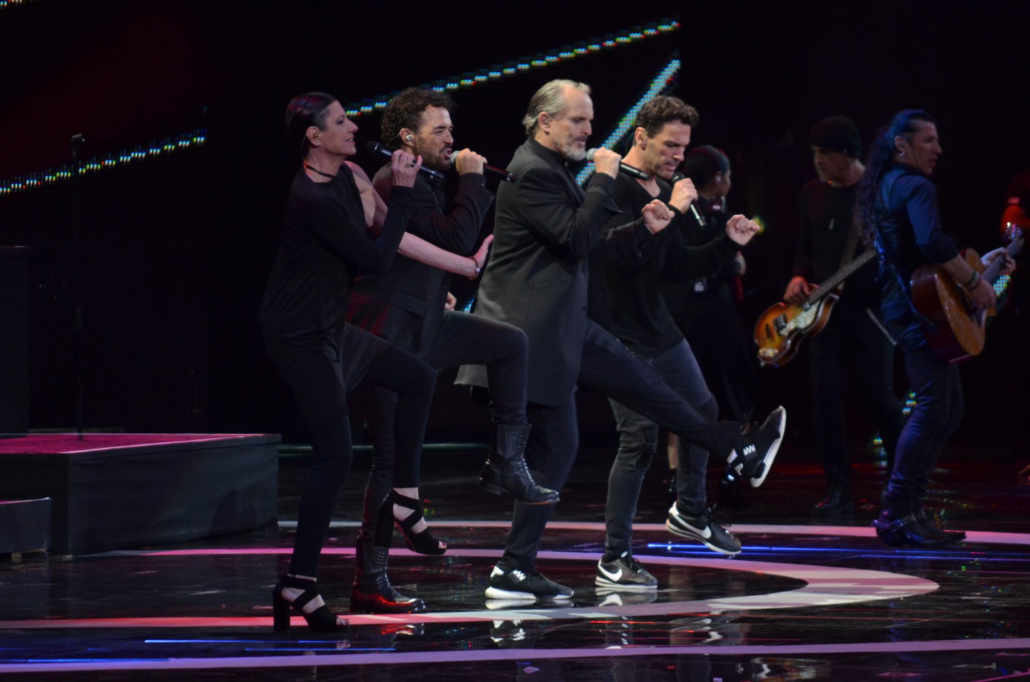 Miguel Bosé abre la primera noche del Festival Internacional de la Canción