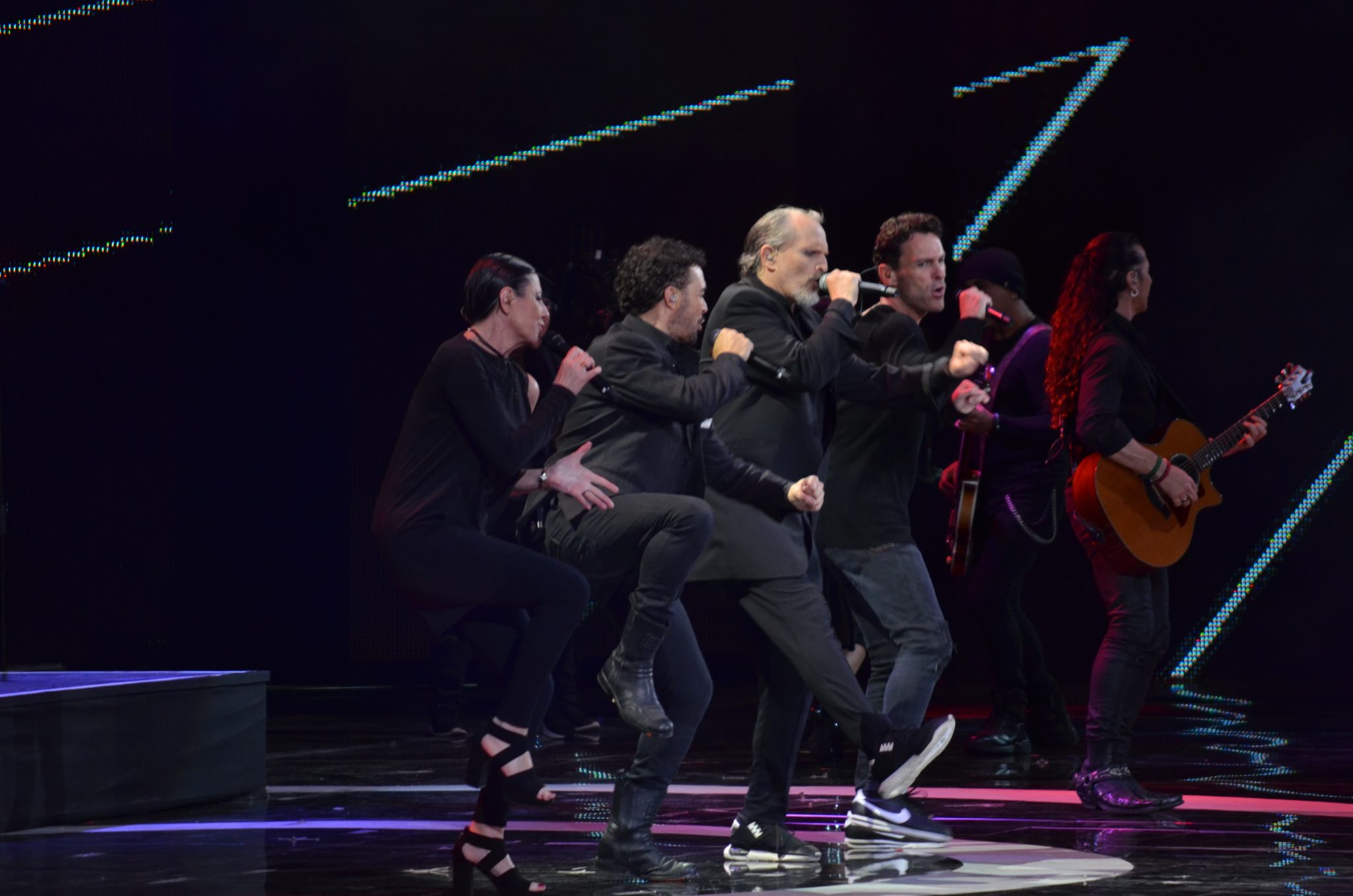 Miguel Bosé abre la primera noche del Festival Internacional de la Canción