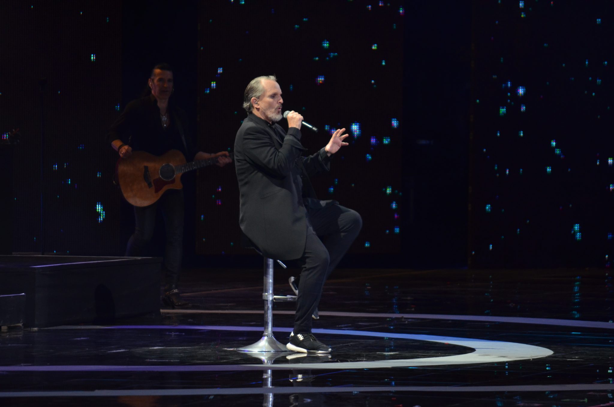 Miguel Bosé abre la primera noche del Festival Internacional de la Canción