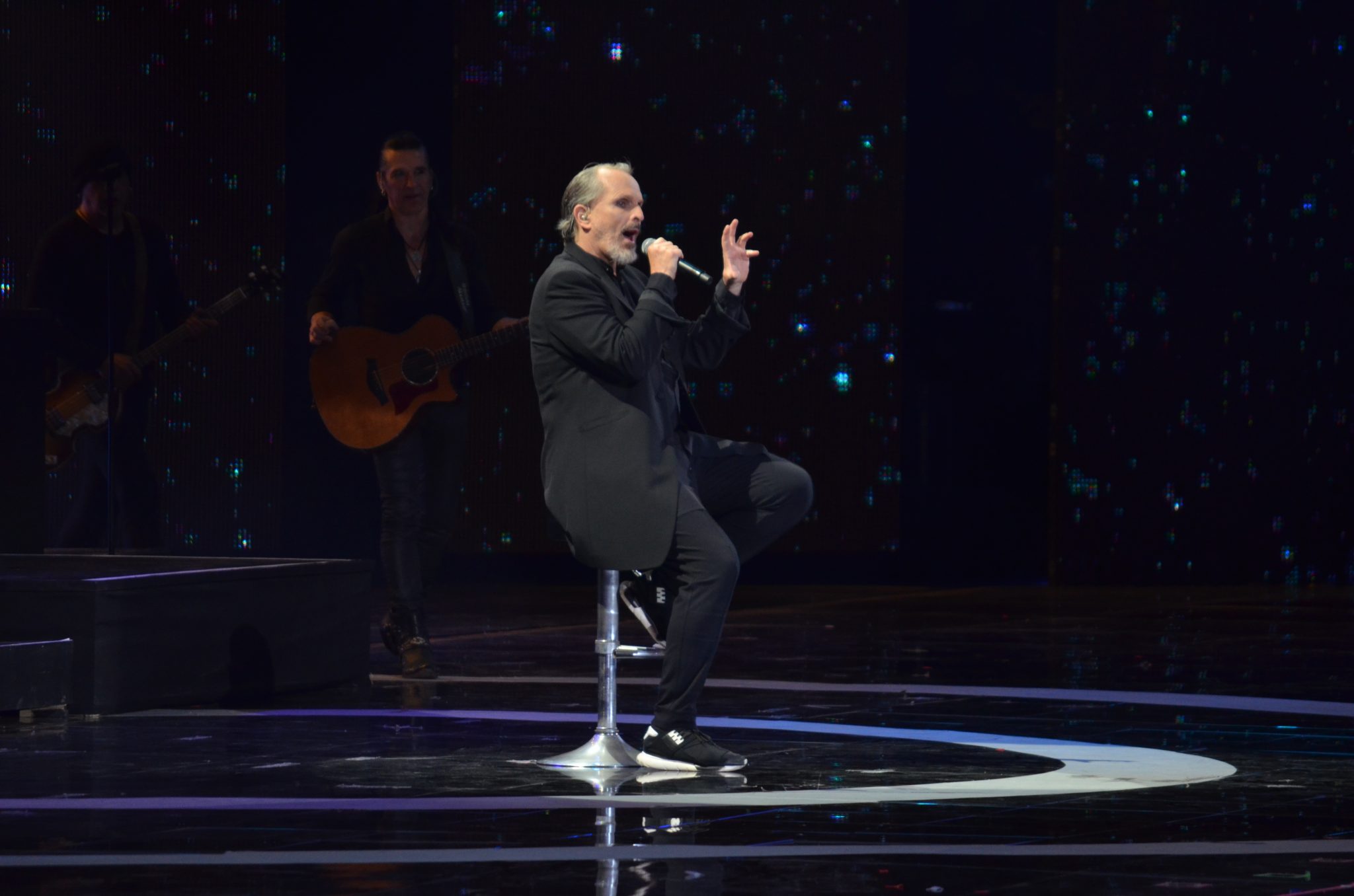 Miguel Bosé abre la primera noche del Festival Internacional de la Canción