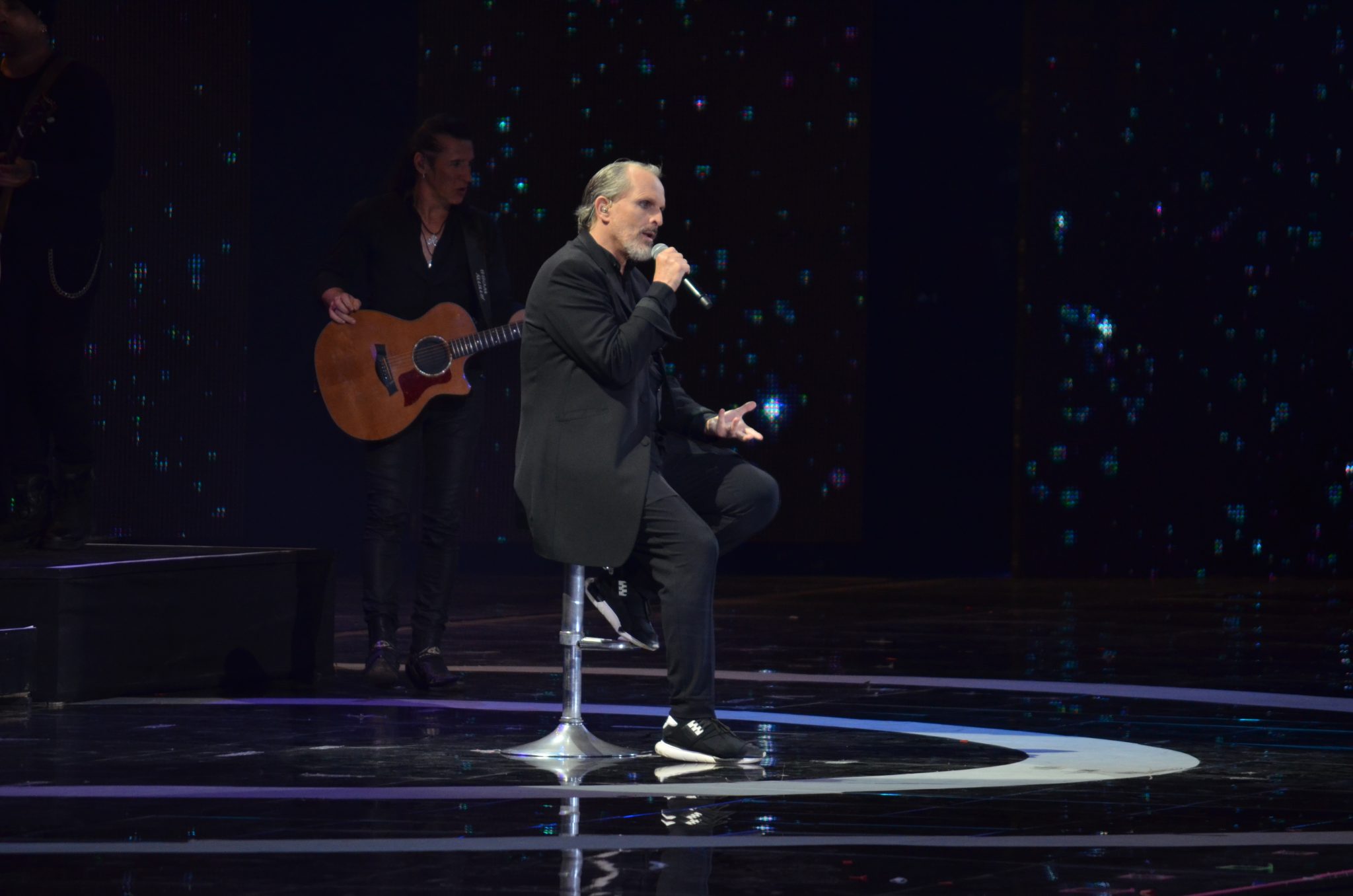 Miguel Bosé abre la primera noche del Festival Internacional de la Canción