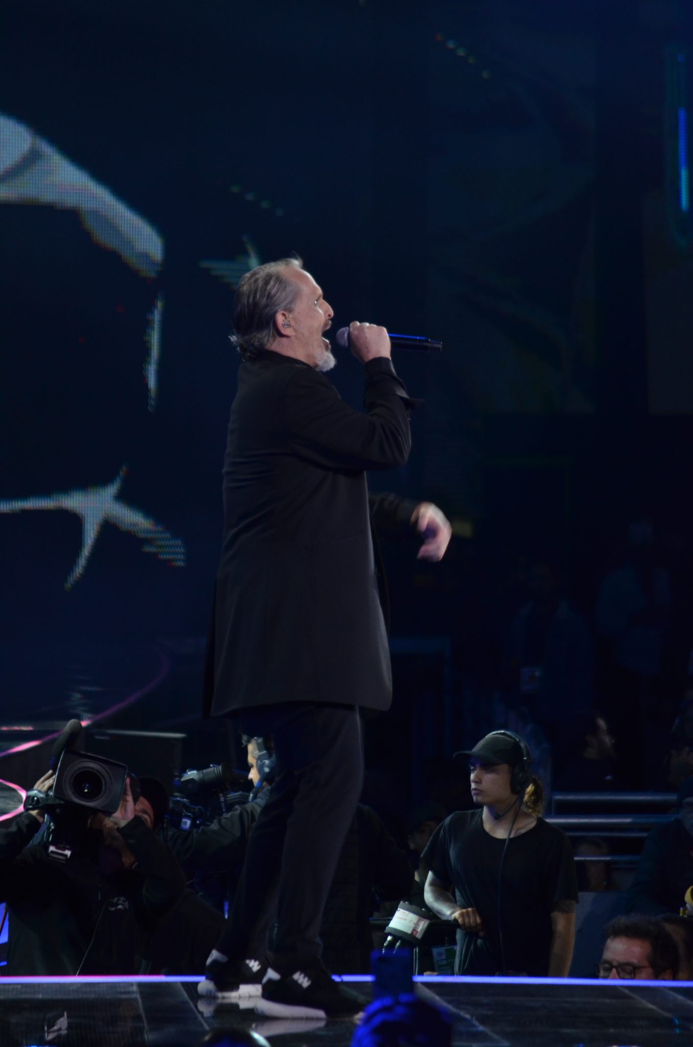 Miguel Bosé abre la primera noche del Festival Internacional de la Canción