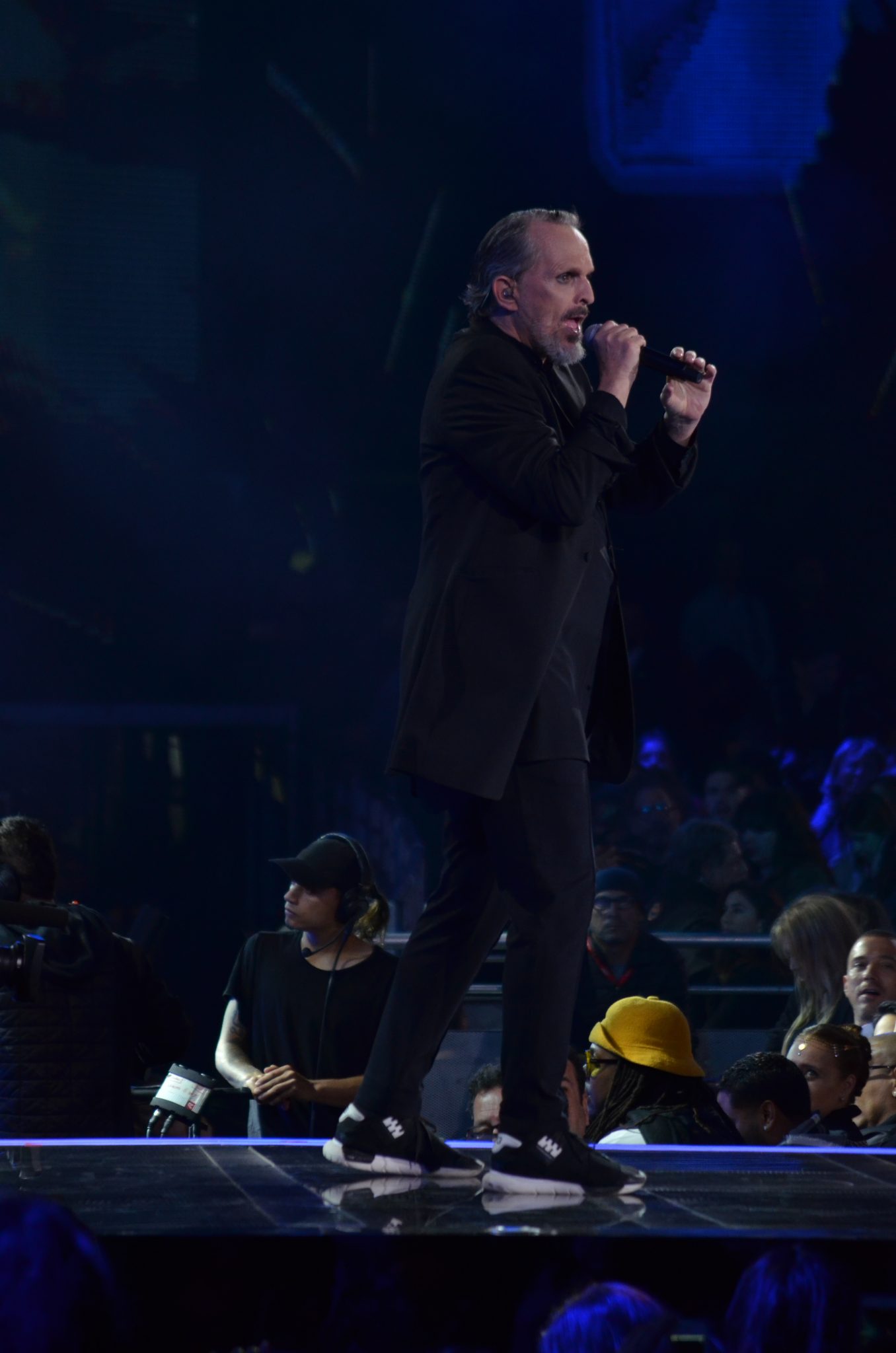 Miguel Bosé abre la primera noche del Festival Internacional de la Canción