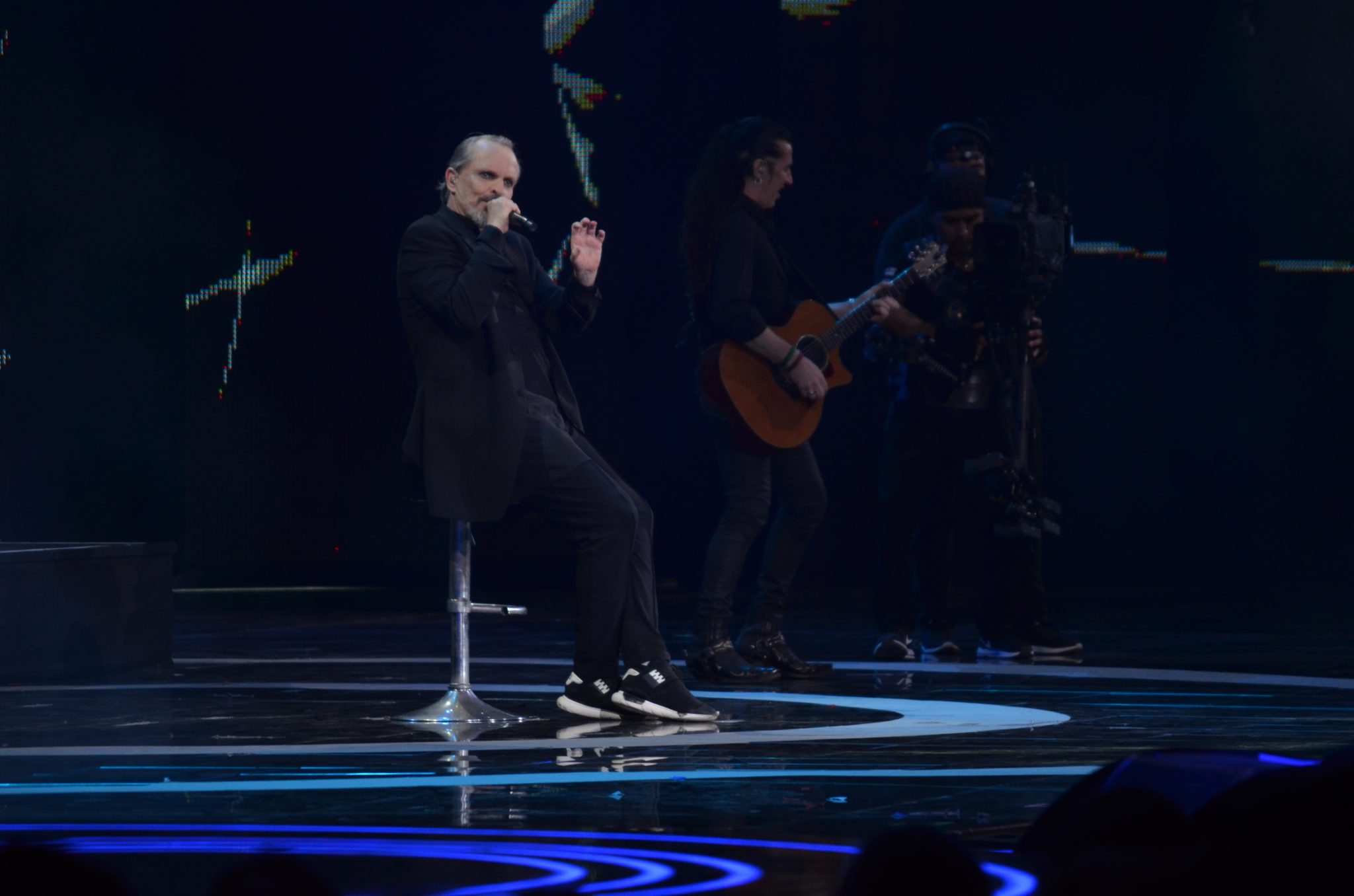 Miguel Bosé abre la primera noche del Festival Internacional de la Canción