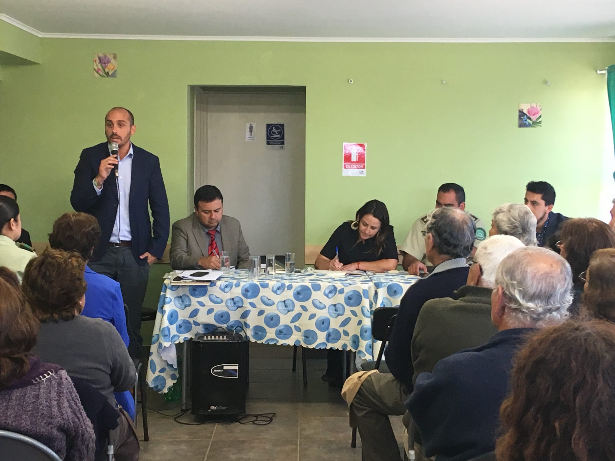 Vecinos de Quintero se reunieron con Diputado Longton y Gobernadora de Valparaíso