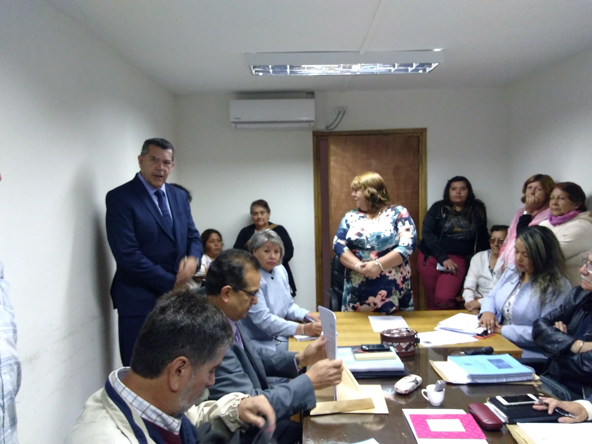 Gobernador Iván Cisternas presenta a los alcaldes y Concejos Comunales hoja de ruta del Gobierno en la provincia de Quillota