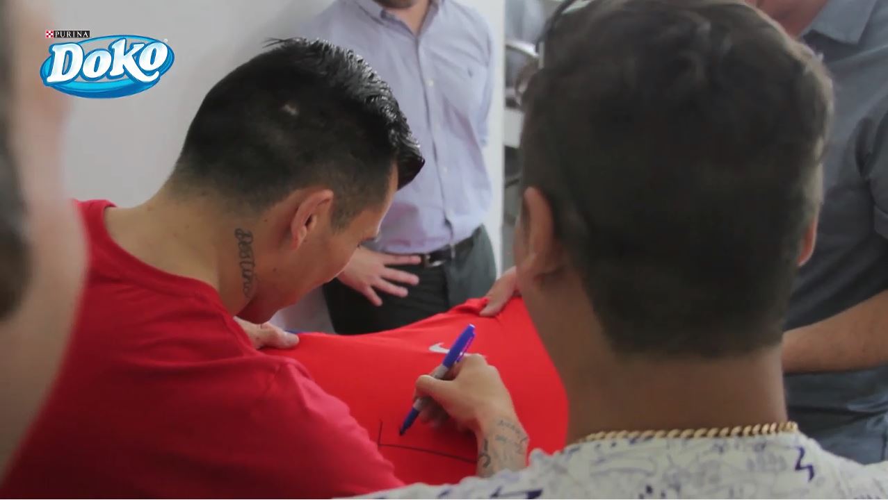 Gary Medel es el nuevo rostro de Purina Doko