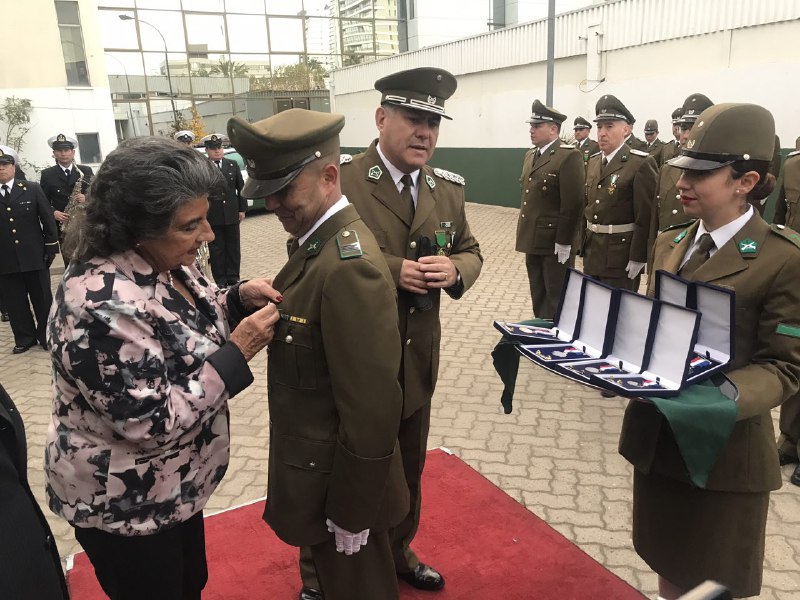 Municipalidad de Viña del Mar entrega distinciones a Carabineros de Chile en su aniversario