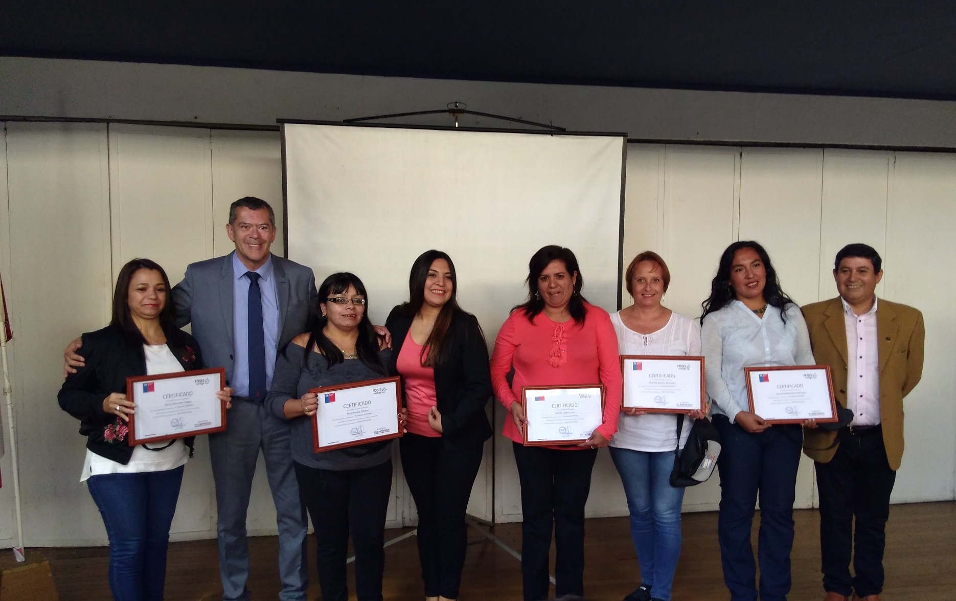 Veintiséis mujeres recibieron apoyo para sus emprendimientos en Quillota