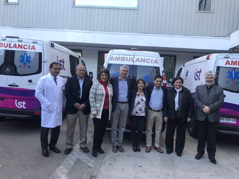 Pacientes hospitalizados en IST recibieron visita de autoridades Viñamarinas en el Día del Trabajador