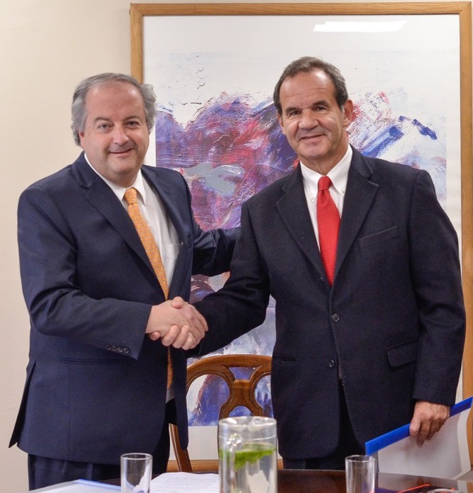 Senador Allamand propone establecer contrato por hora y modificar jornada laboral