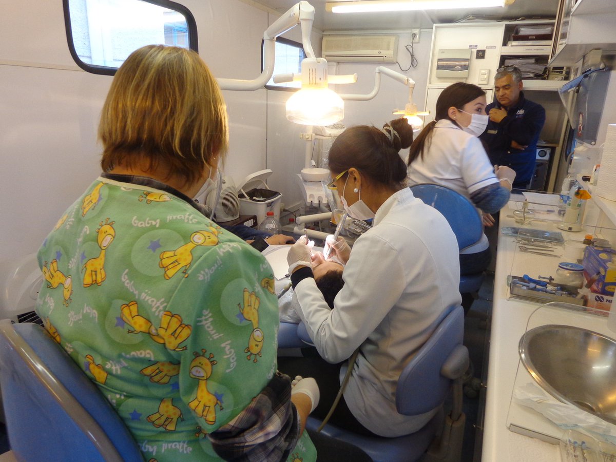 Clínica móvil de Concón se encuentra en Caleta San Pedro