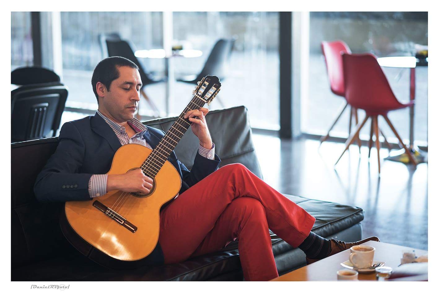 Municipalidad de Viña invita a concierto de guitarrista Esteban Espinoza en el Museo Palacio Rioja