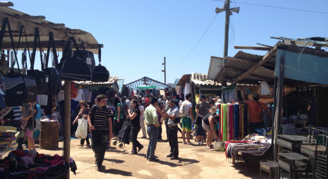 Alcalde Viñambres y Feria Municipal de Belloto envía mensaje de tranquilidad ante expropiaciones