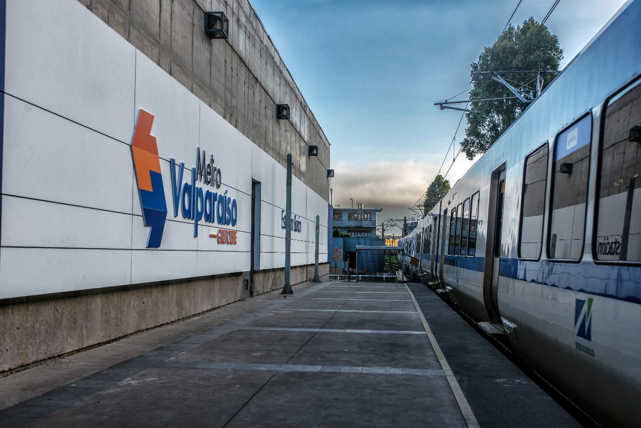 Metro Valparaíso realiza balance positivo de su Plan de Mejoramiento de Calidad, Confiabilidad y Satisfacción de los usuarios