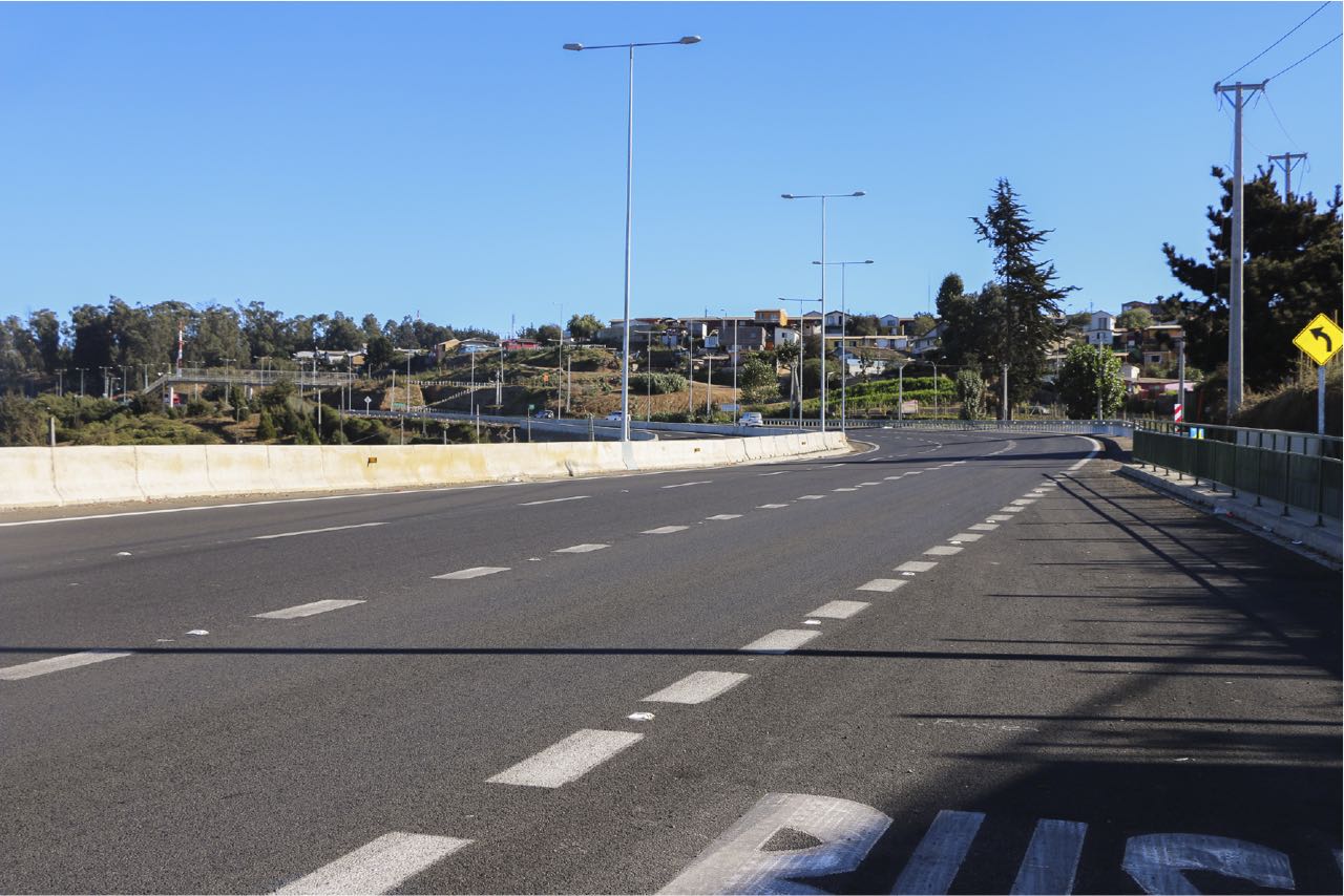 Alcalde Sumonte reitera y al Ministro MOP para concretar iluminación de Primera etapa de Ruta F-30