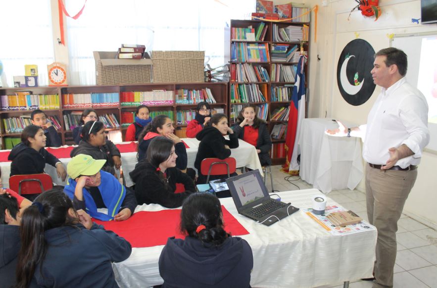 Más de 800 estudiantes de la región han participado del Programa Educacional en Energía y Eficiencia Energética