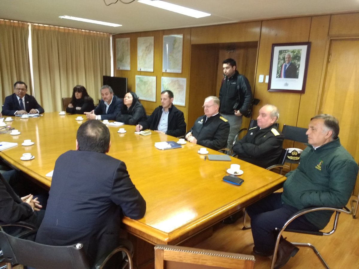 Alcalde Sumonte participó en primera mesa técnica que trabaja en reactivación de Aeropuerto de Torquemada-Concón