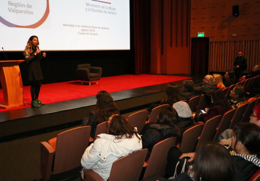 Autoridades y dirigentes abordaron la importancia de denunciar la violencia contra la mujer