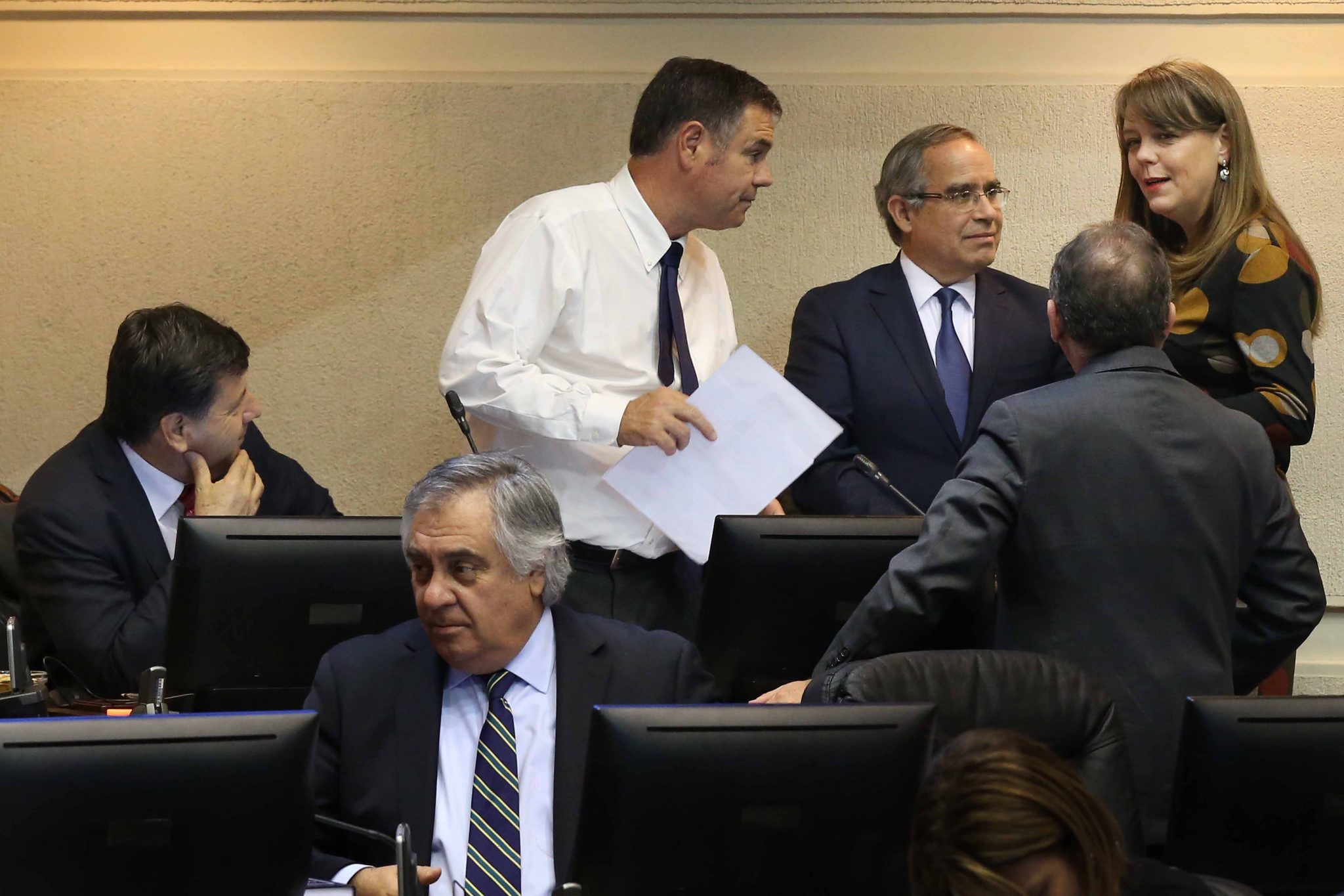 Ossandón por riesgos para libre competencia en Operación Tianqui-SQM: “Esto tiene que ser justo para todos”