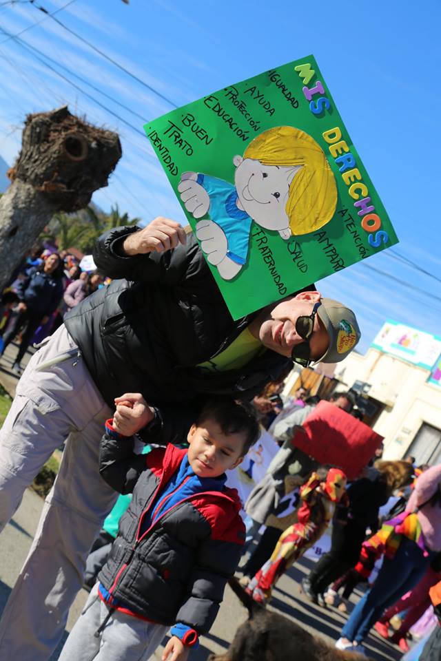 Más de 1.700 niños marcharon en Limache en defensa de los Derechos de la Infancia