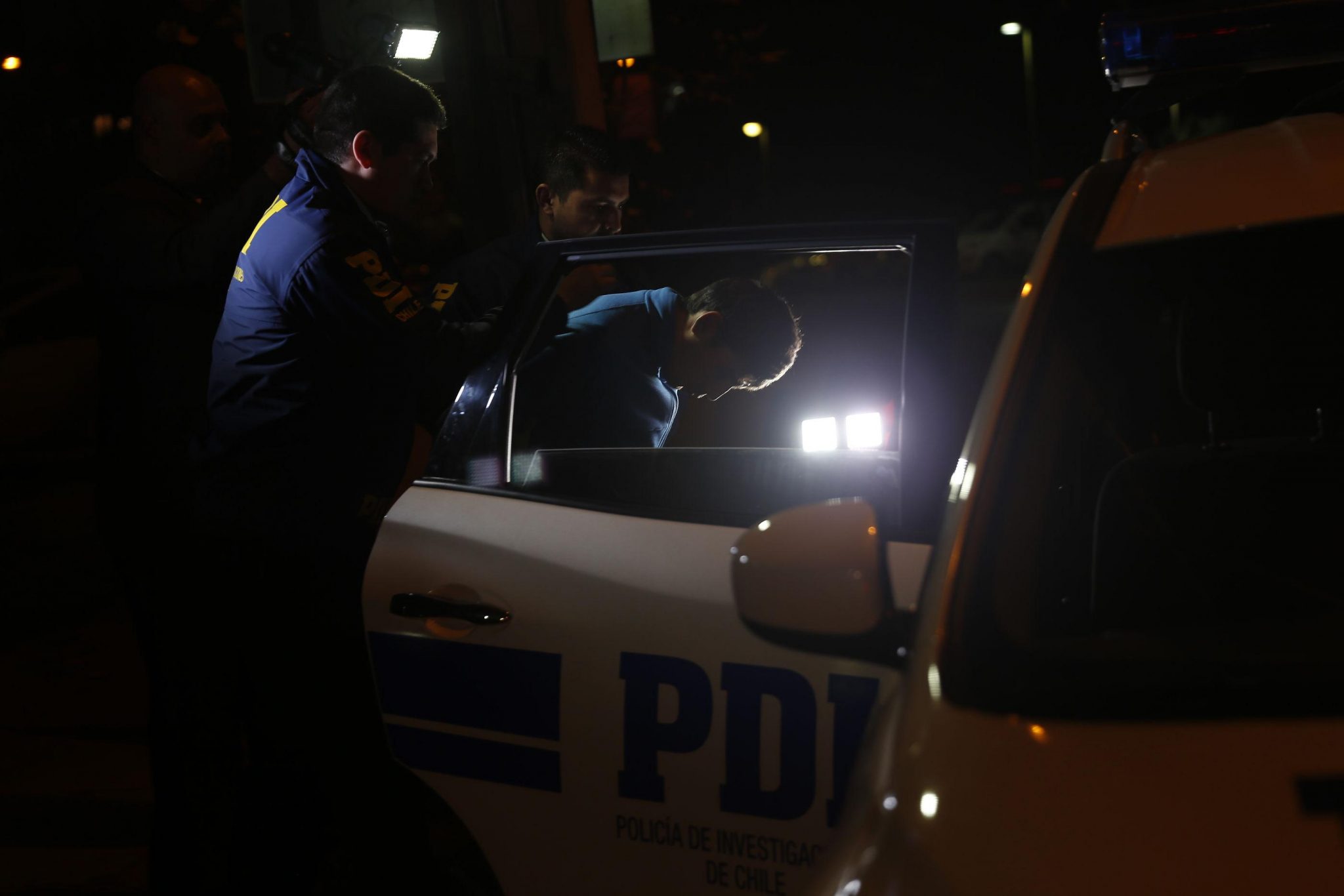 PDI detuvo a sujeto que intentaba internar droga a Rapa Nui en una zapatilla