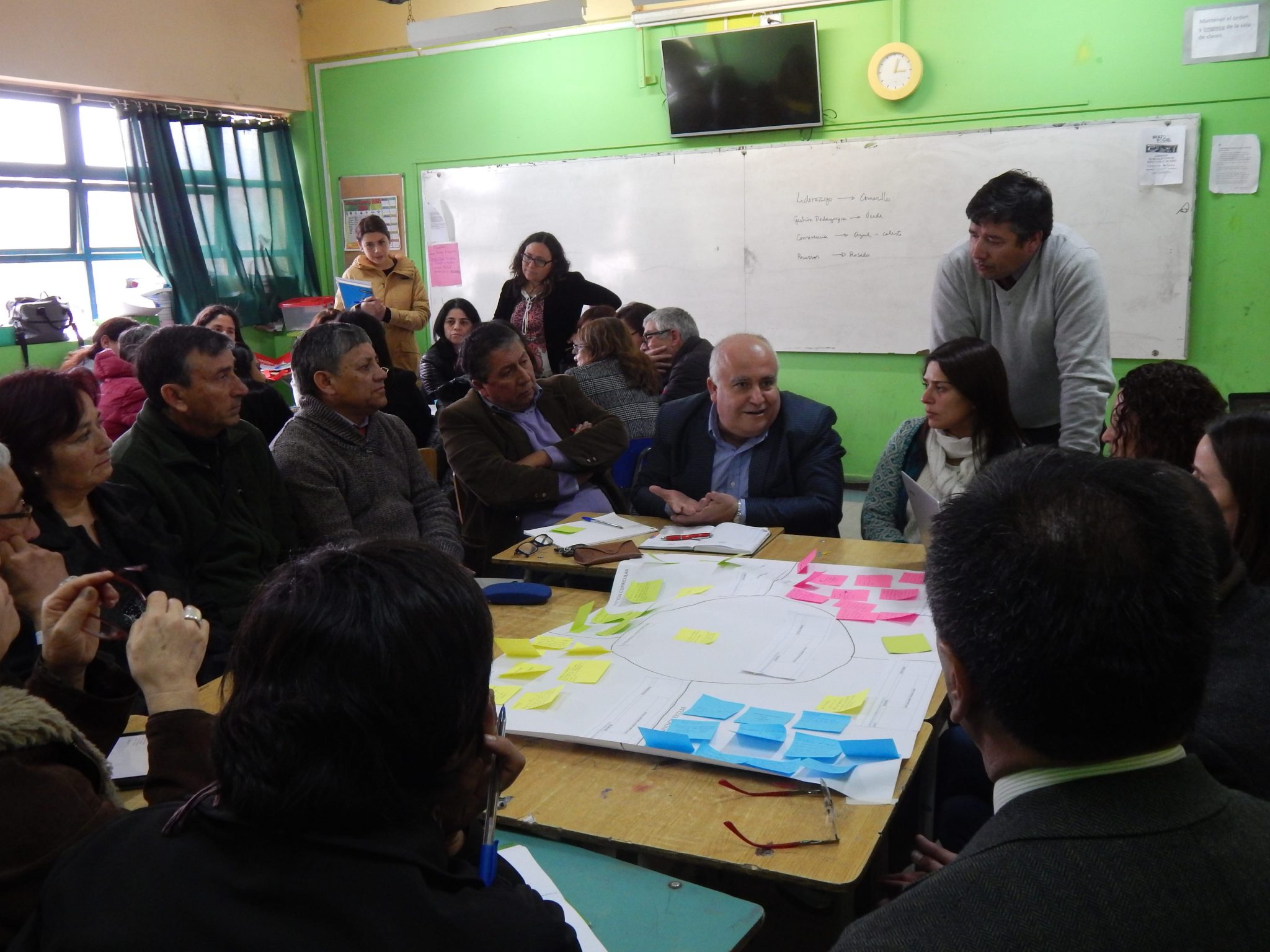 Con masiva participación se desarrolló encuentro comunal para elaboración del PADEM 2019