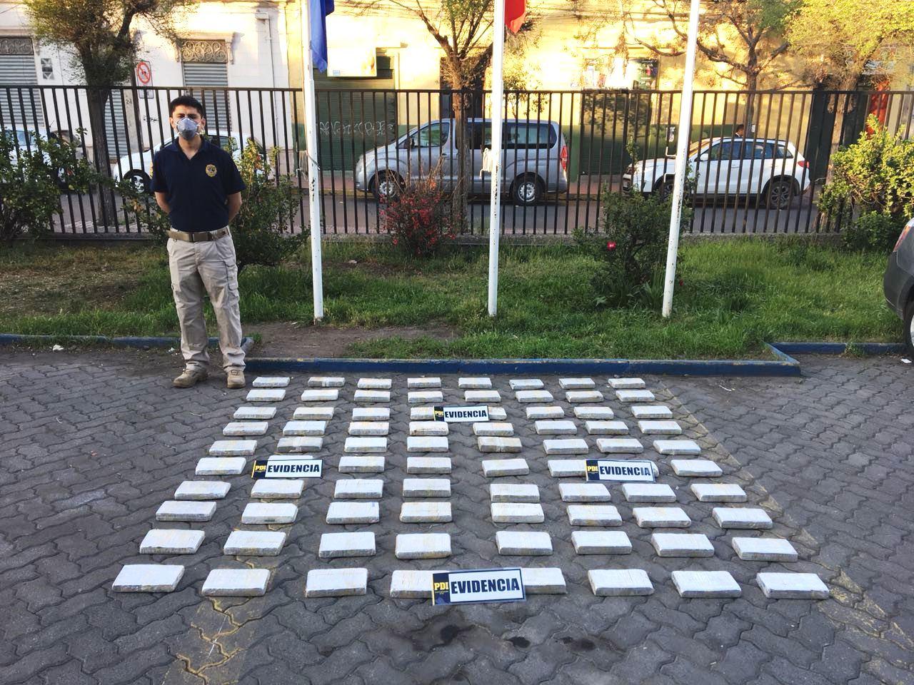 PDI de Los Andes decomisa millonario cargamento de Clorhidrato de Cocaína