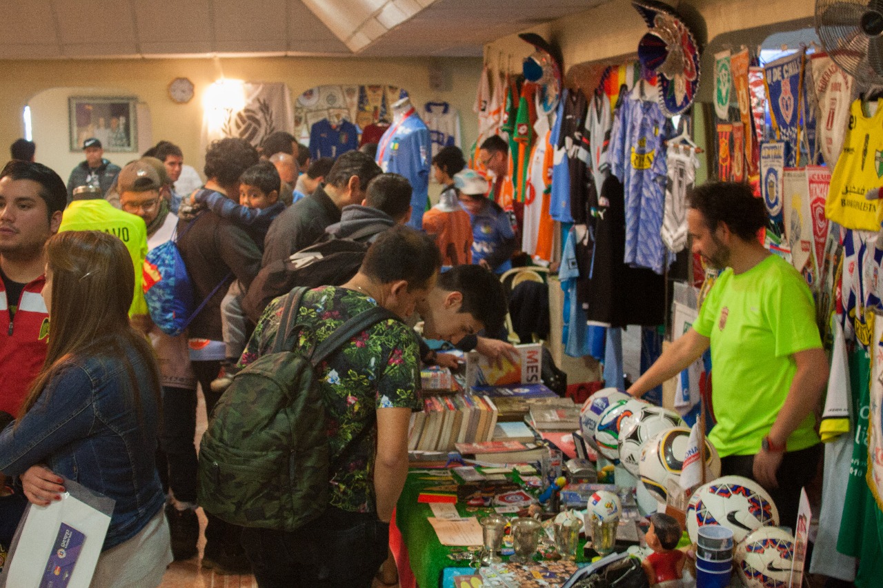 Coleccionistas del fútbol tendrán este sábado inédito encuentro en Viña del Mar  