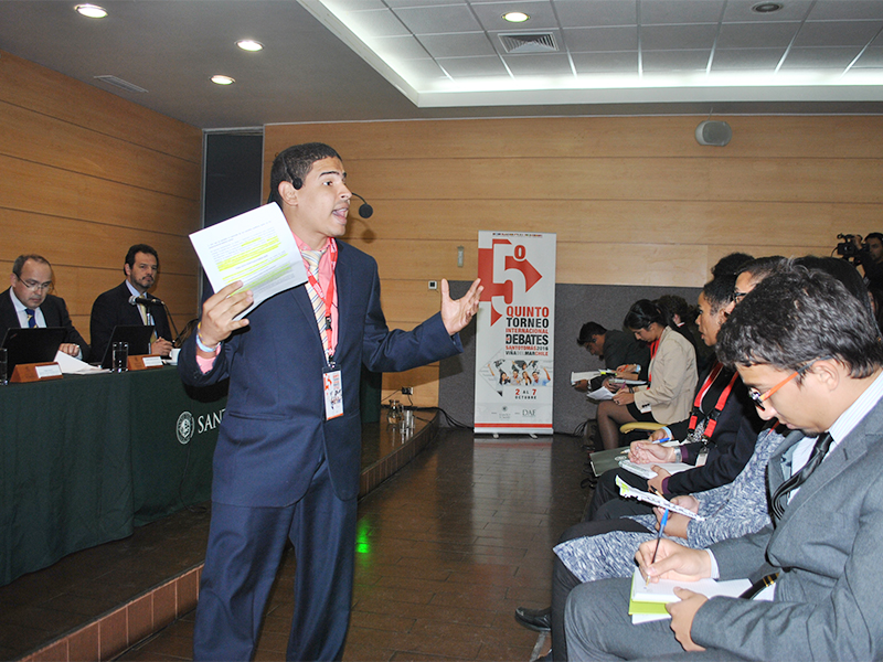 Estudiantes de seis países competirán en el Sexto Torneo Internacional de Debates Santo Tomás