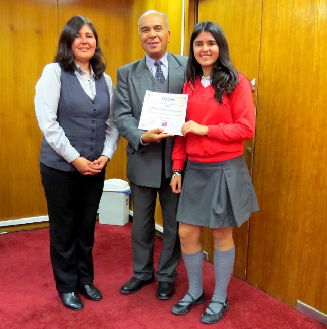 Nueve fueron los homenajeados en tradicional once con que IPS reconoce logros escolares