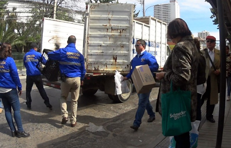 Viña del Mar: Operativo contra el comercio ilegal en calle Quillota dejó 8 detenidos
