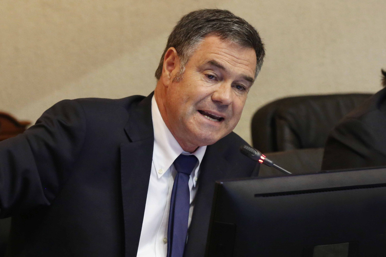 Senadores pidieron a ministro de Agricultura urgencia a proyecto de ley de etiquetado de leche