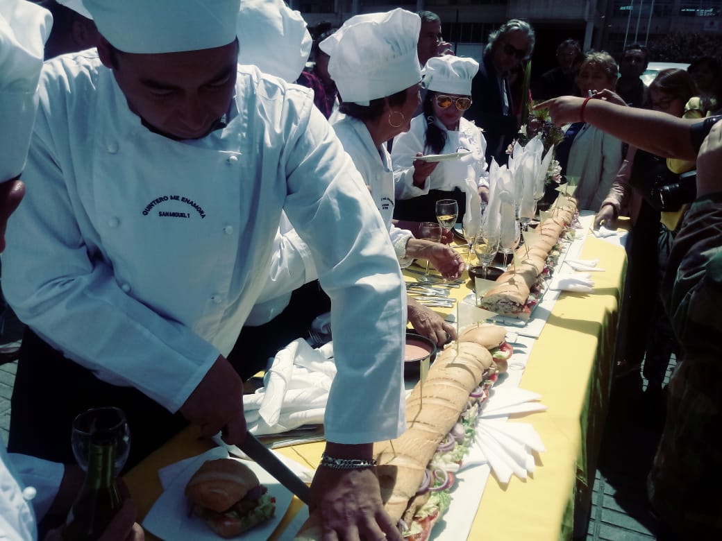 Quintero tendrá el record del “sandwich de pescado frito más grande del mundo”