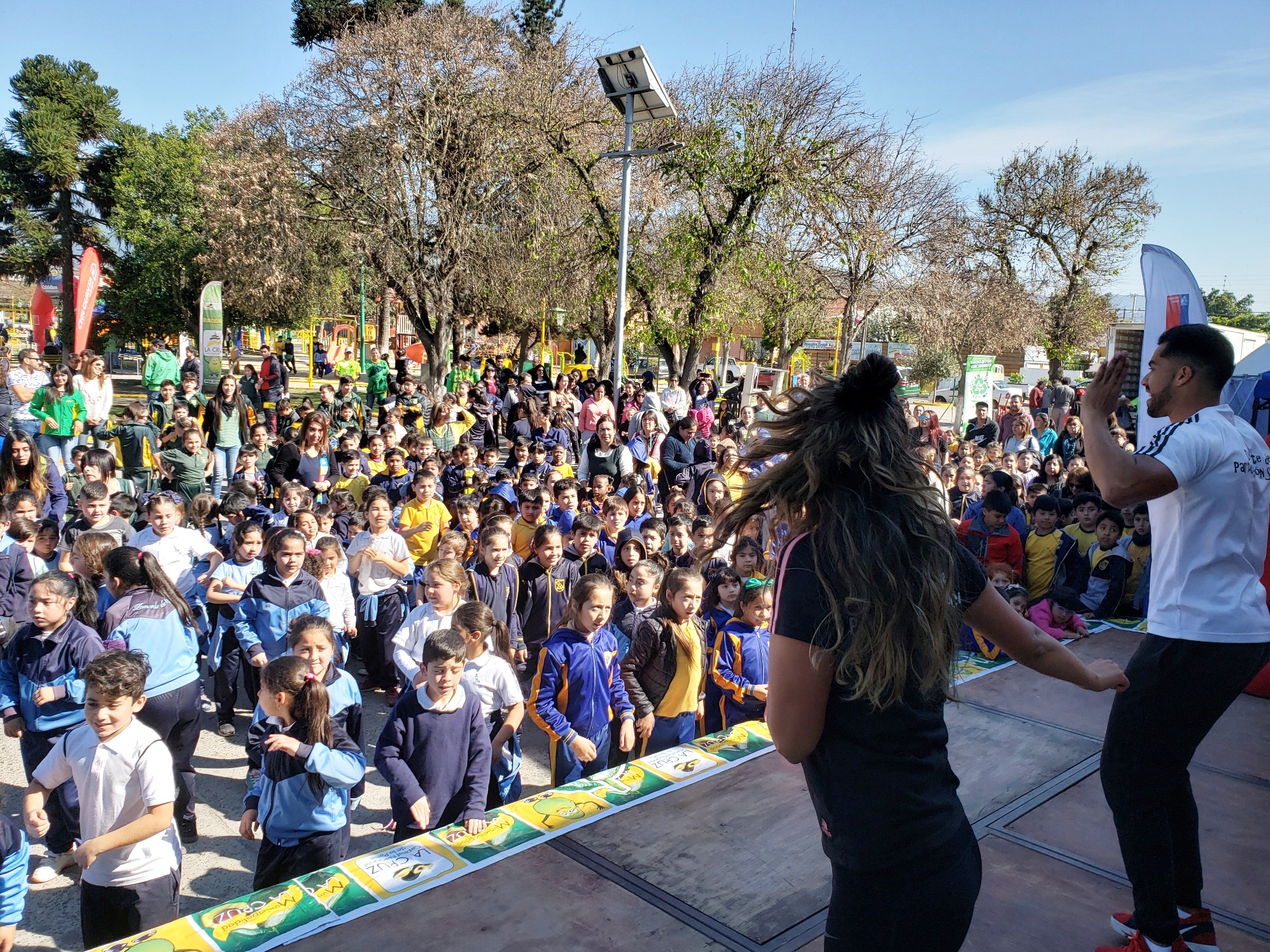 Masiva participación de niños y jóvenes en Feria de Promoción de la Actividad Física y el Deporte